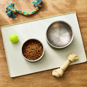 Large Silicone Pet Feeding Mat, 23.5" x 16"
